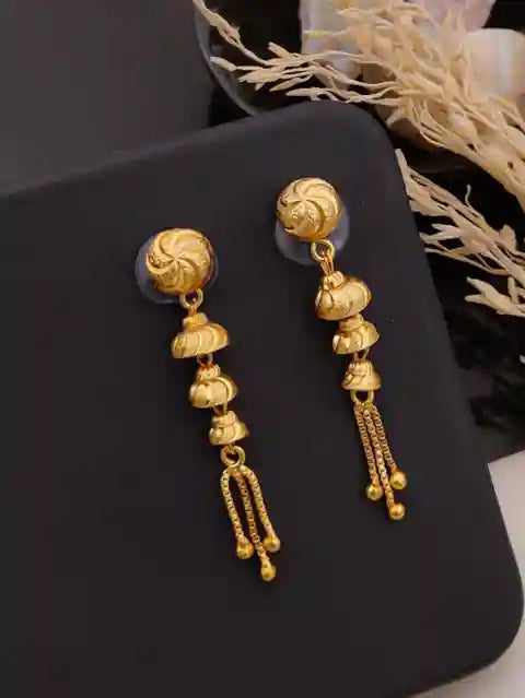 Designer Gold Earrings for Women – Elegant Punjabi Style Gold Earrings for Weddings & Party Wear