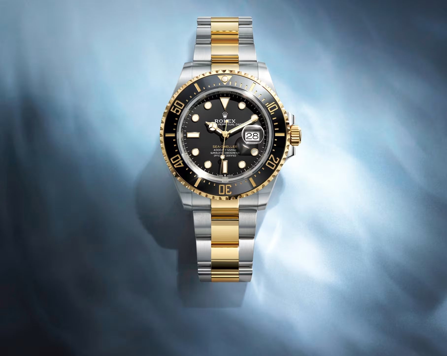 Luxury Two-Tone Gold & Silver Submariner Style Watch – Premium Stainless Steel Automatic Design